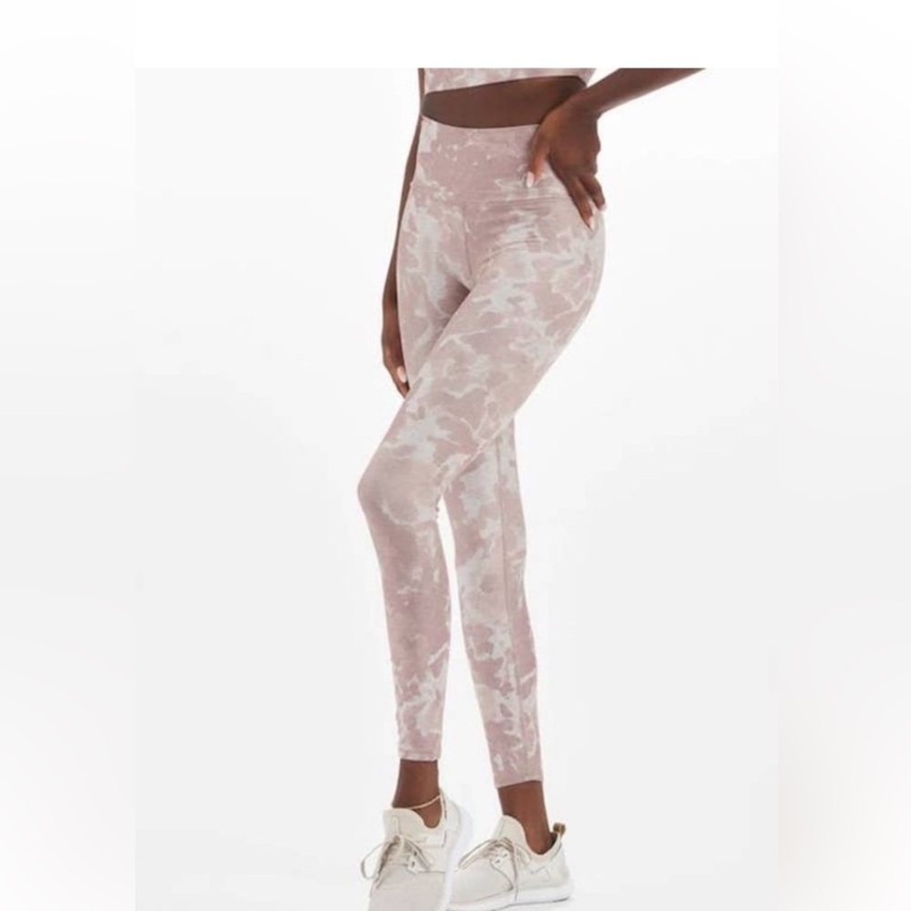Vuori Clean Elevation Legging in Dusty Rose and Heather Grey, small